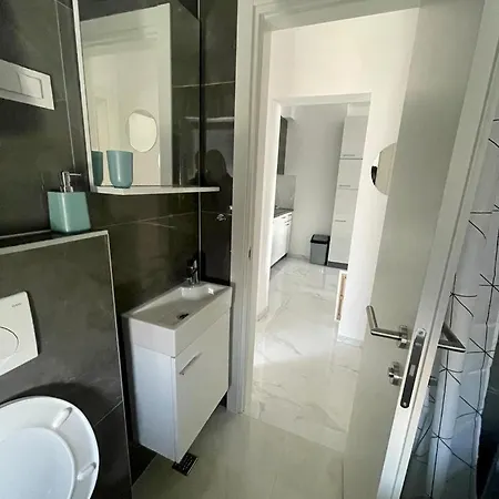 Nb Apartment *
